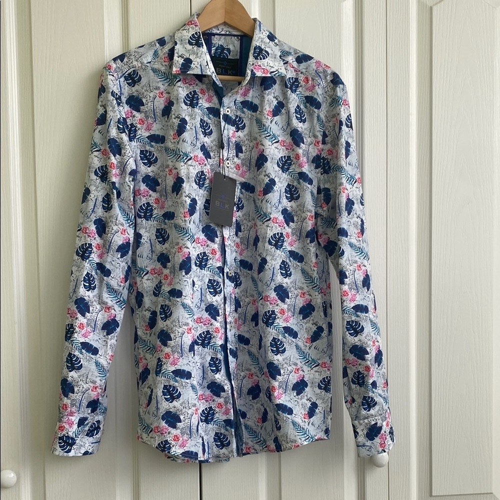 BNWT Point Zero Casual Blue and Pink Butterfly Print Shirt
